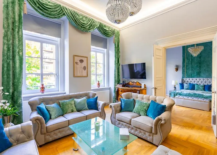 Liszt Ferenc Historic Luxurious Flat Next To Synagogue